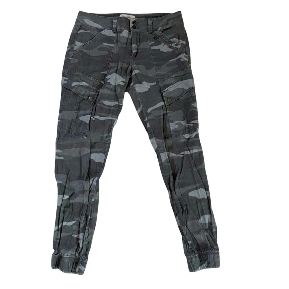 Rewind Women's Camouflage Cargo Pants/Jeans Size 11 with Stretch Cuffs at Bottom